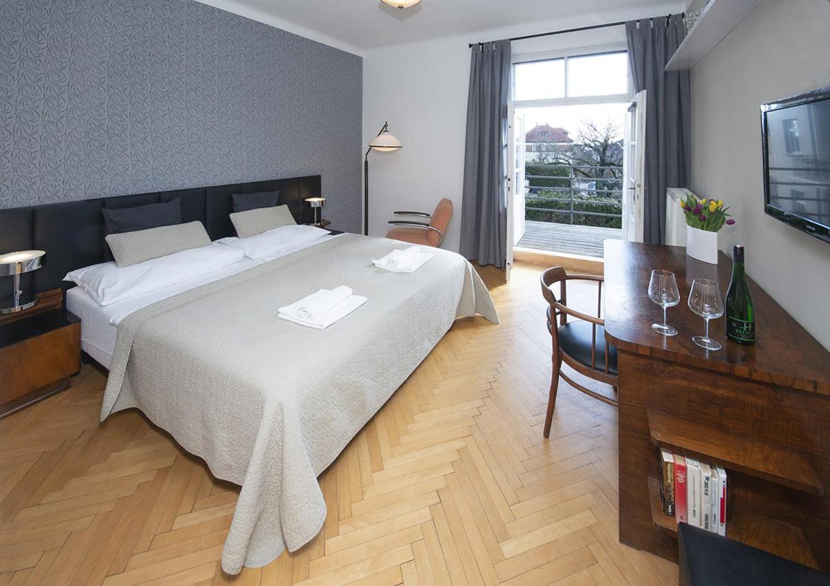 Bed&Breakfast & Apartment Klafe Brno Exterior photo
